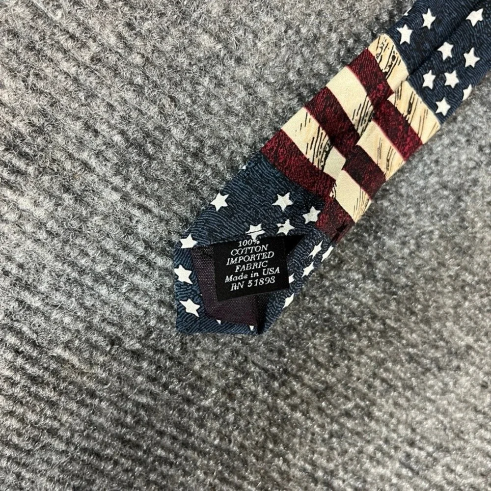Tango by Max Raab Americana Series Starry Flowers of Liberty Cotton Tie USA